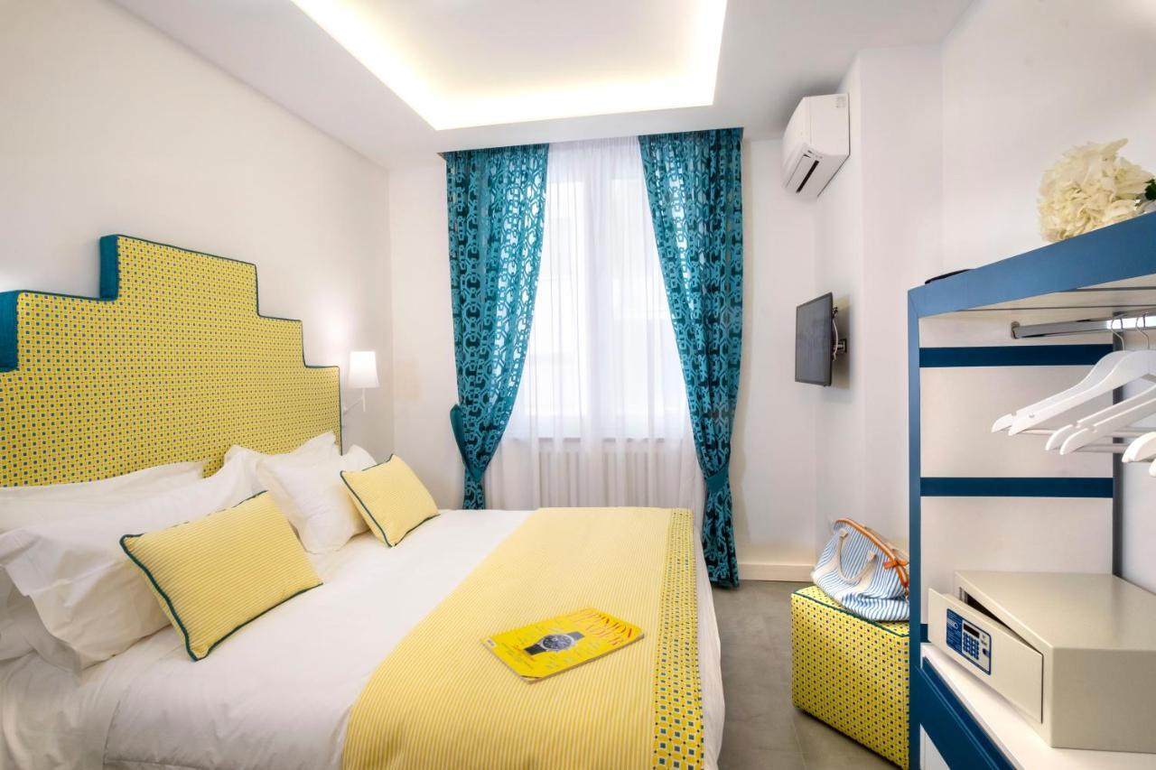 Yourhome - Unica Luxury Apartment كاستيلاّماري دي ستا المظهر الخارجي الصورة