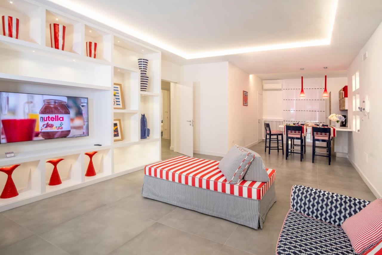 Yourhome - Unica Luxury Apartment كاستيلاّماري دي ستا المظهر الخارجي الصورة