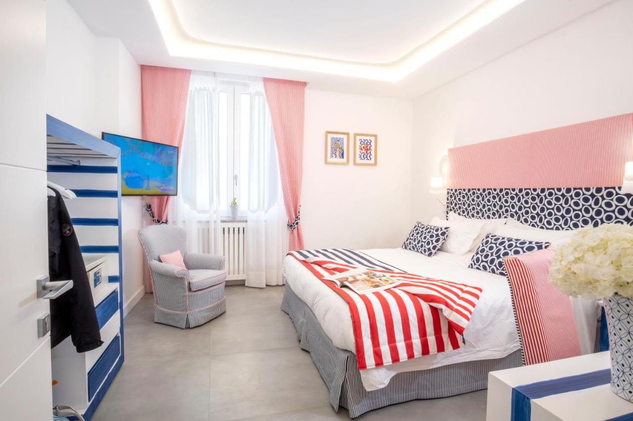 Yourhome - Unica Luxury Apartment كاستيلاّماري دي ستا المظهر الخارجي الصورة