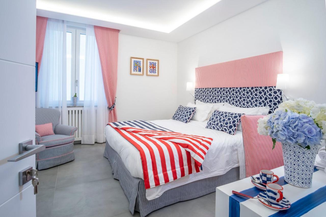 Yourhome - Unica Luxury Apartment كاستيلاّماري دي ستا المظهر الخارجي الصورة