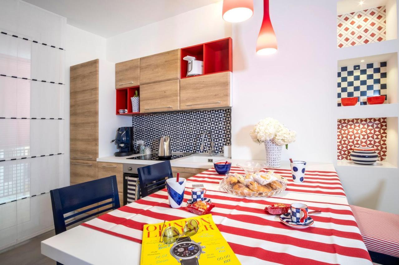 Yourhome - Unica Luxury Apartment كاستيلاّماري دي ستا المظهر الخارجي الصورة